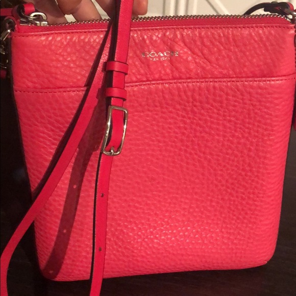 COACH crossbody purse. - Picture 4 of 5